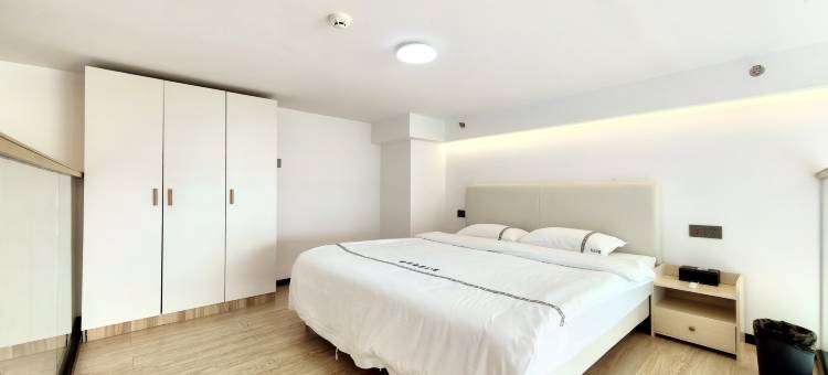 华璟LOFT海景公寓(龙光世纪商务中心店)图片