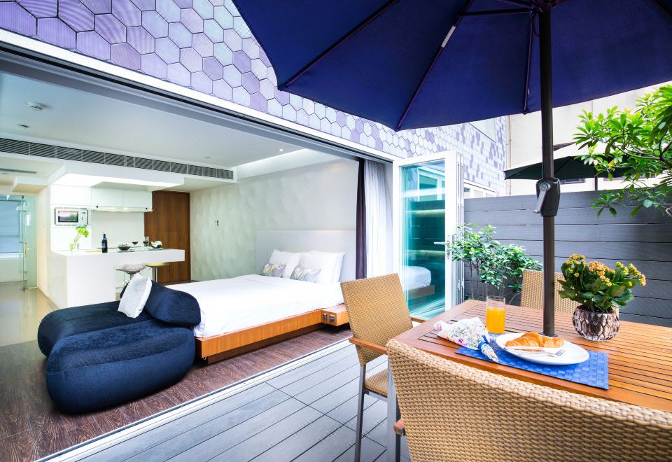 V Wanchai Hotel Hotel Overview