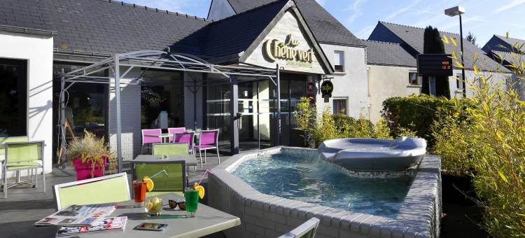 奥晨沃洛吉斯酒店(Logis, Hôtel Au Chêne Vert, Saint-Brieuc Nord)图片