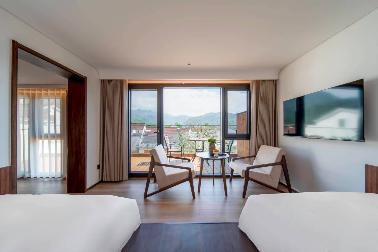 逸居·禅意星空轻奢亲子度假庭院民宿(九华山游客换乘中心店)图片