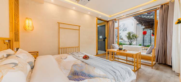 微泮·安馨Courtyyard·民谣旅拍花园度假庭院(丽江古城四方街店)图片