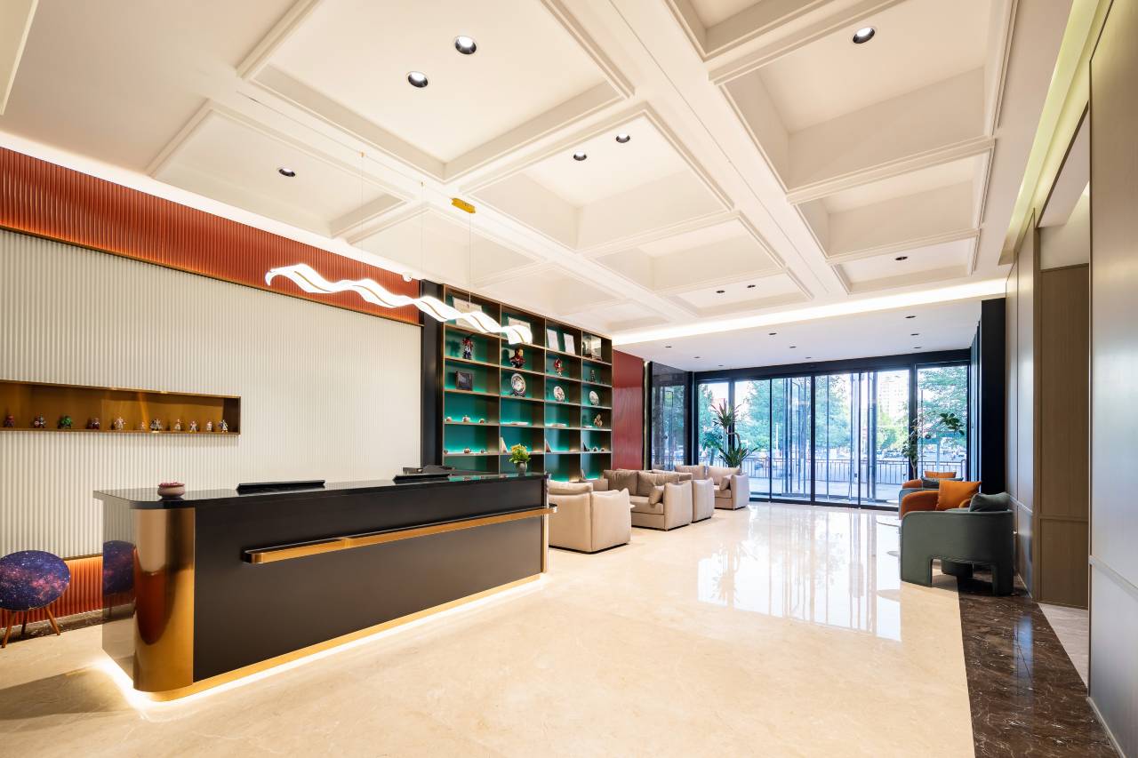 艺龙万国酒店(丹东抗美援朝纪念馆店)图片