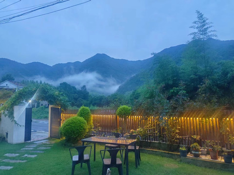 桐庐浅山·闲度美宿(马岭古道店)