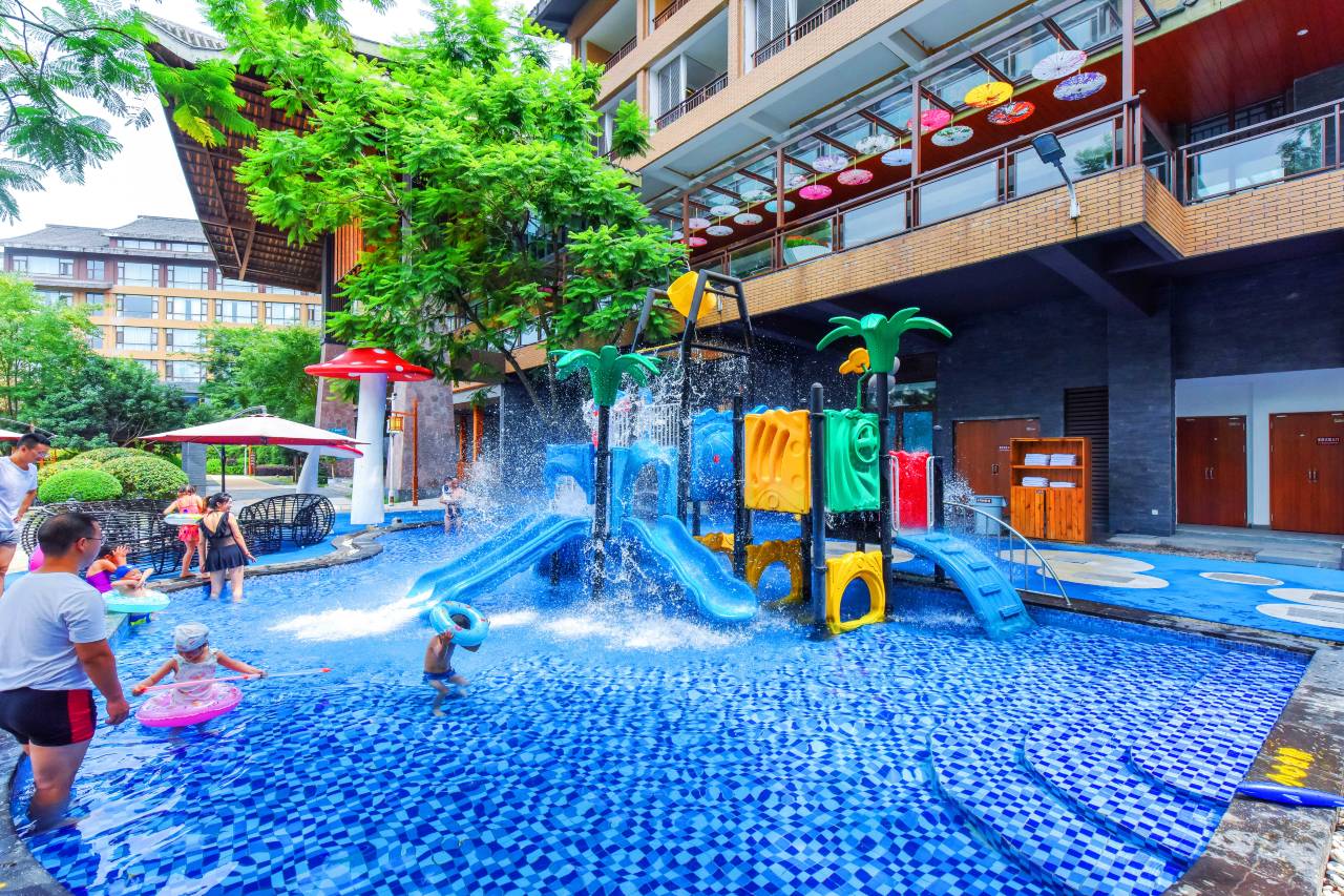 峨眉山ROYAL·御泉湾汤泉酒店图片