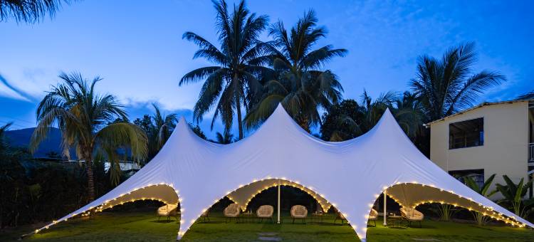 万宁青鸟逸筑 Blue Bird·无边泳池 ins 风设计师海墅(日月湾店)图片