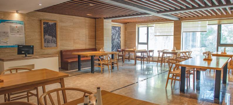 重庆富驰酒店(金渝地铁站汽博中心店)图片