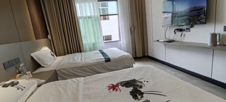 抚仙湖得月楼酒店(禄充风景区店)图片