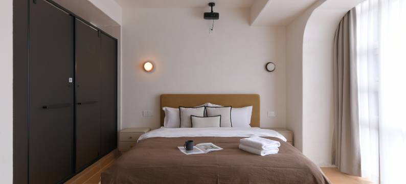 川屿设计师民宿(重庆解放碑步行街洪崖洞店)图片