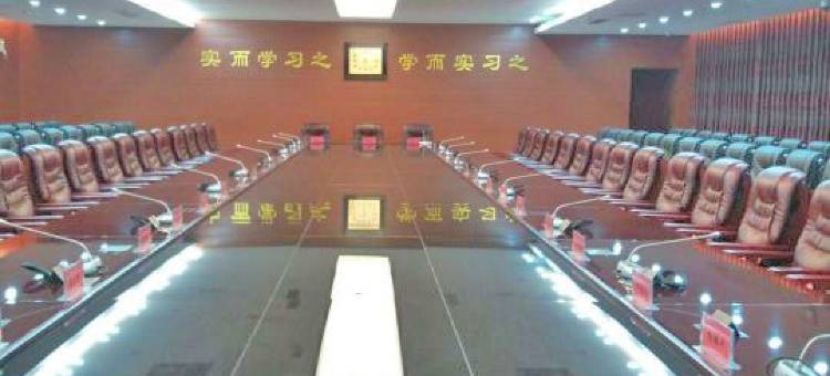 润兴酒店(沧州高铁西站店)图片