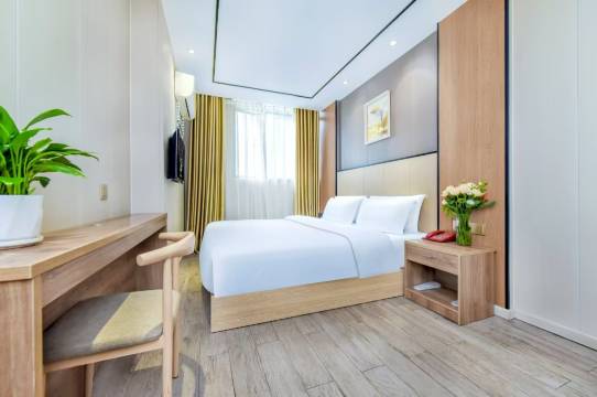 驿家酒店(月亮河店)