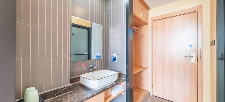 华驿精选酒店(河间米各庄第一中学店)图片