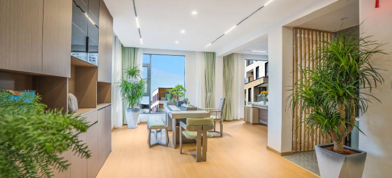 楚雄盛世年华轻奢酒店(彝海公园店)图片