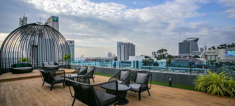 芭堤雅皇后酒店(Empress Pattaya Hotel)图片