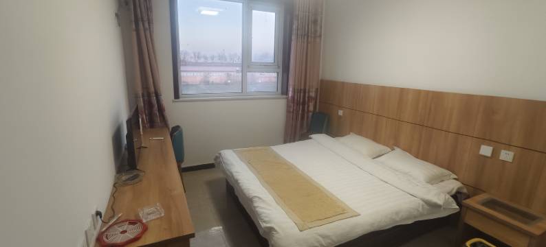 定兴容泉旅馆图片