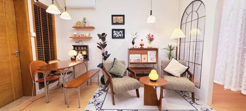 VIVI全女生民宿(南山地铁店)图片