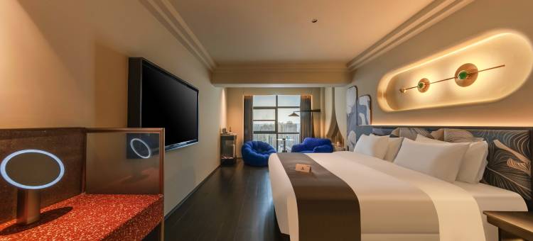 不相BUXIANG·潮牌艺术酒店 (景德镇人民广场陶阳里店)图片