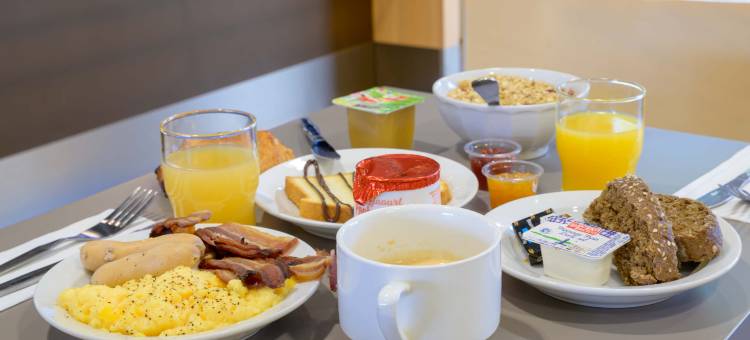 留圣卡雷塞纳特民宿酒店(B&B Hotel Lieusaint Carré Sénart)图片