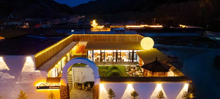 知见山行民宿(五台山风景区店)图片