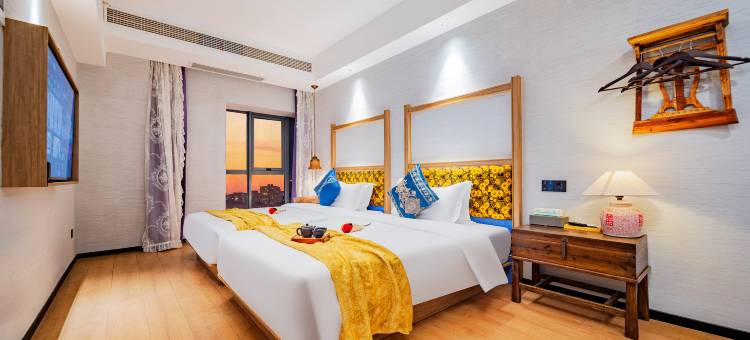 云孚里·隐宿酒店(成都理工大学东郊记忆公园店)图片