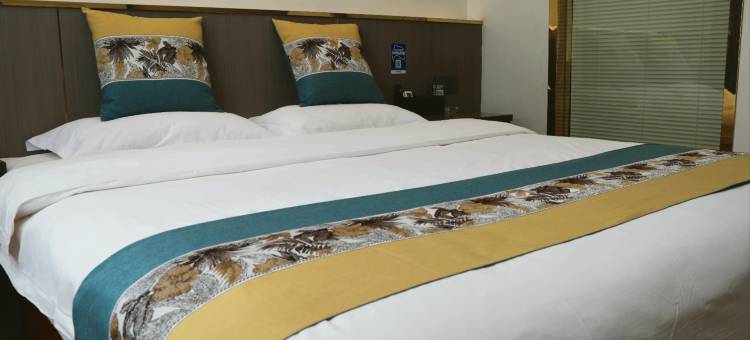 零点城市酒店(彬州市汽车站店)图片