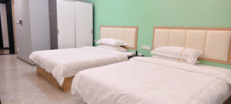 汕尾首选假日酒店(汕尾高铁站店)图片