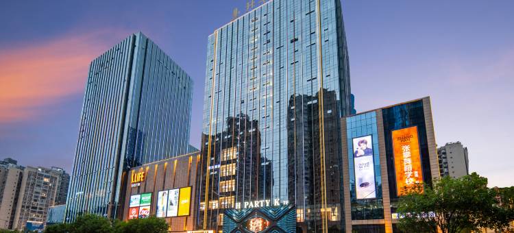 旅青春美宿(升华广场店)图片