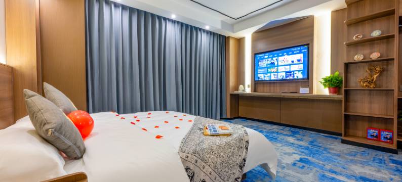 敦煌煌家大酒店(沙洲夜市店)图片