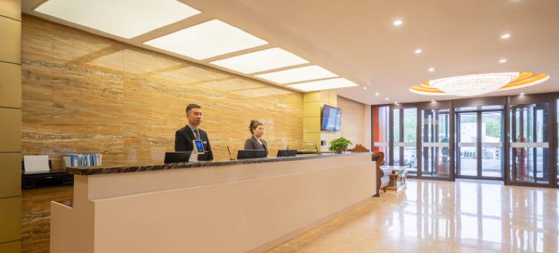 喆曼酒店(呼和浩特体育场地铁站店)图片