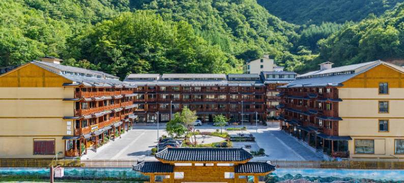 神农架桃花隐民宿(大九湖坪阡古镇店)图片