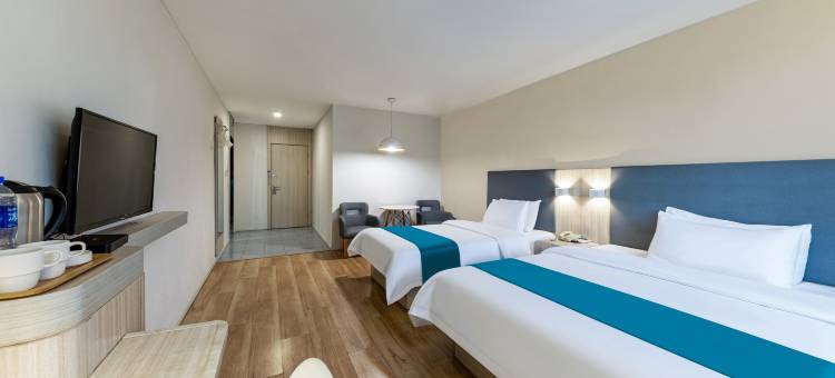 玉峰酒店(包头东站东河机场店)图片