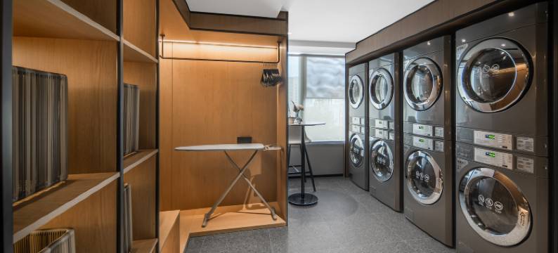 成都天府广场华西坝地铁站亚朵酒店图片