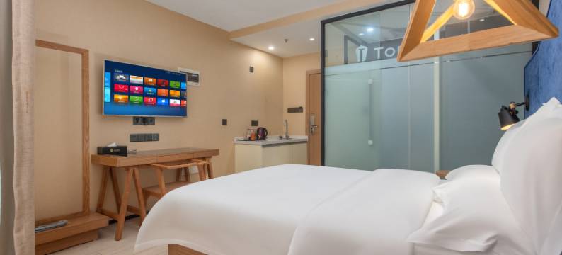 TOP Hotel首席设计师酒店(千灯湖度假区广佛电商城店)图片