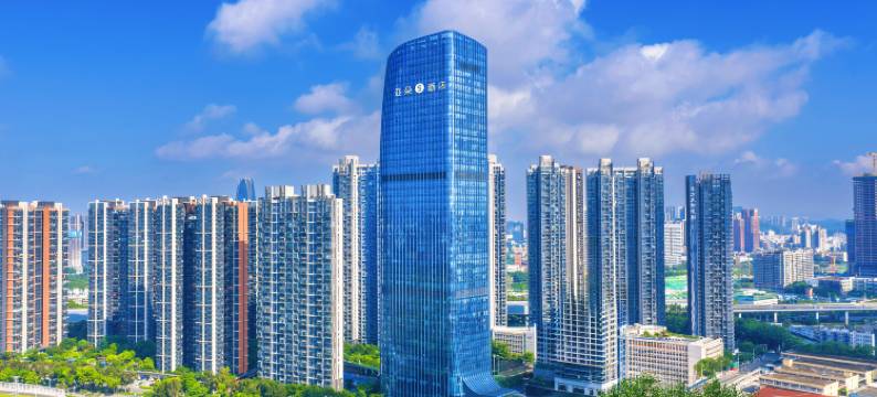 深圳南山豪方天际亚朵S酒店图片