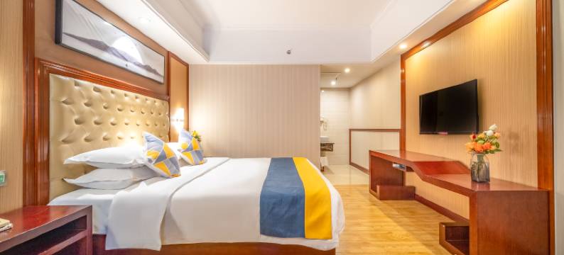 小太阳大酒店(广西大学南宁火车站店)图片