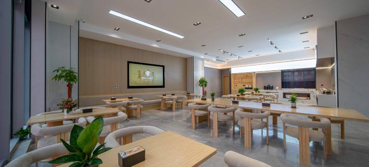 如家睿柏·云酒店(龙桥镇店)图片