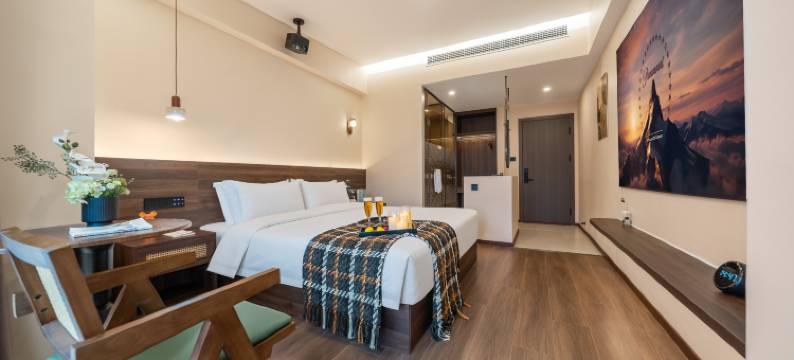 季風艺术影宿酒店(通川区四川文理学院莲花湖校区店)图片