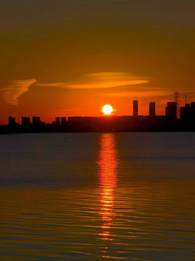 武汉楚河汉街东湖莱斯丽呈华廷酒店图片