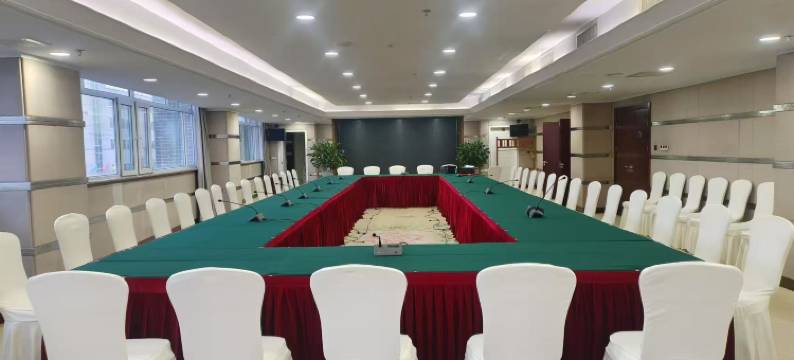 正定华阳假日酒店图片