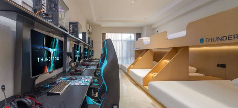 雷神电竞酒店(吴忠万达广场店)图片