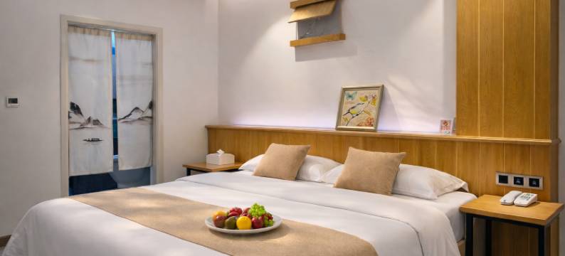 小隐轻居酒店(广元高铁站图腾广场店)图片