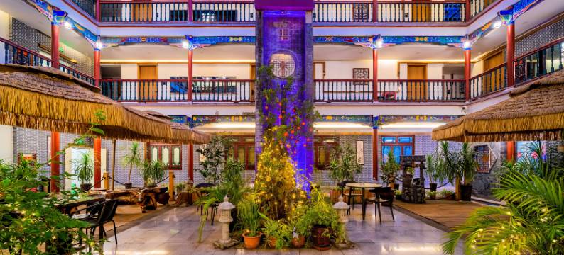 香港艾度假日酒店(重庆长寿古镇长寿高铁北站店)图片