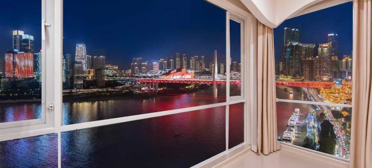 漫廷高空江景民宿(解放碑洪崖洞店)图片
