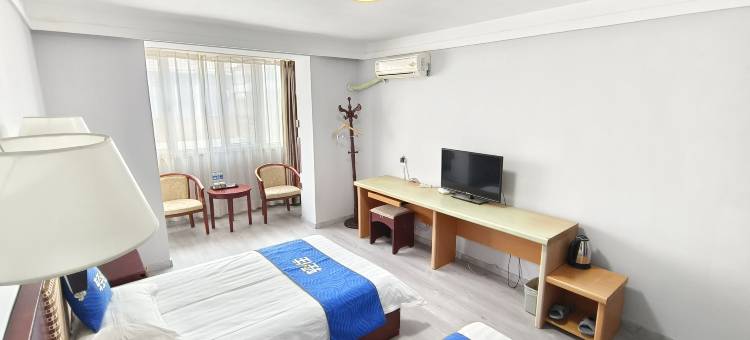 轻住酒店(劳动公园店)图片