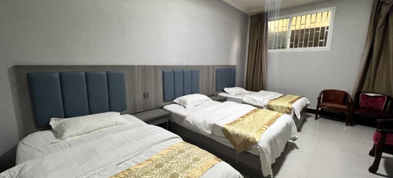 蒙自湘湘酒店(红河广场店)图片