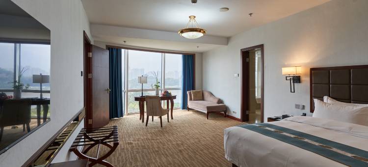 世鸿大酒店(宁德站店)图片