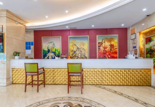 Shenghuatai Hotel (Chengdu Happy Valley)Hotel Overview