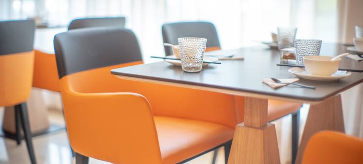 维也纳国际酒店(上海吴淞口国际邮轮港友谊路地铁站店)图片