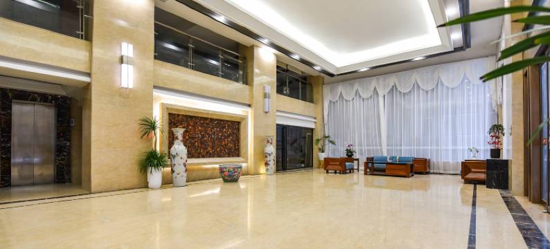 晶都艺术酒店(邵阳洞口汽车站总站店)图片