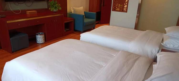 玛多黄河源大酒店(三岔路口店)图片