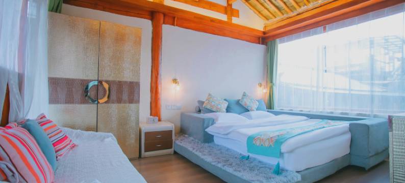 丽江余悦汐雪山花园水景客栈(束河古镇店)图片